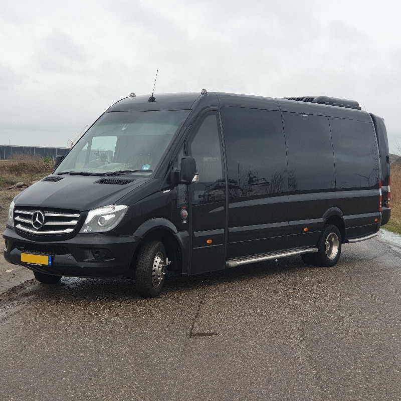 Mercedes V Klasse 8 persoon huren